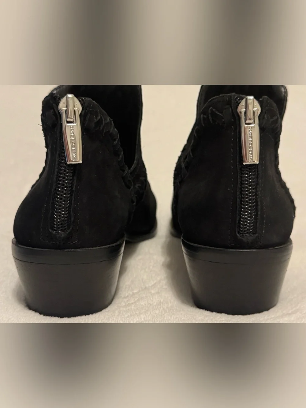 Vince Camuto vince camuto